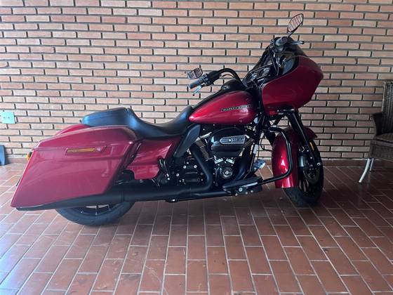 HARLEY-DAVIDSON ROAD GLIDE SPECIAL 
